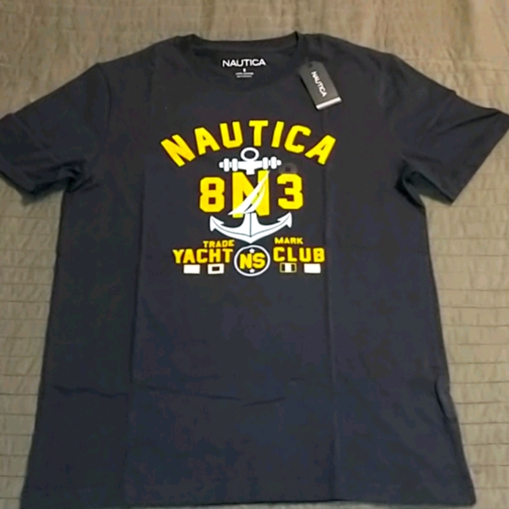 Men's T shirt